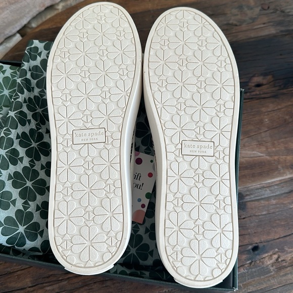 NWT Kate Spade Kaia sneakers in box - Picture 13 of 16